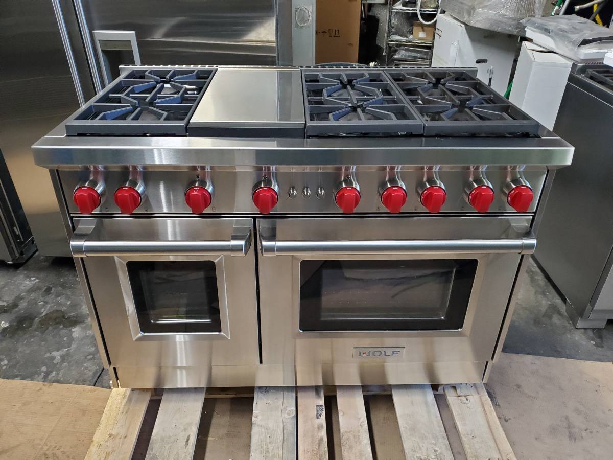 Wolf GR486G - 48 Gas Range - 6 Burners w/Griddle